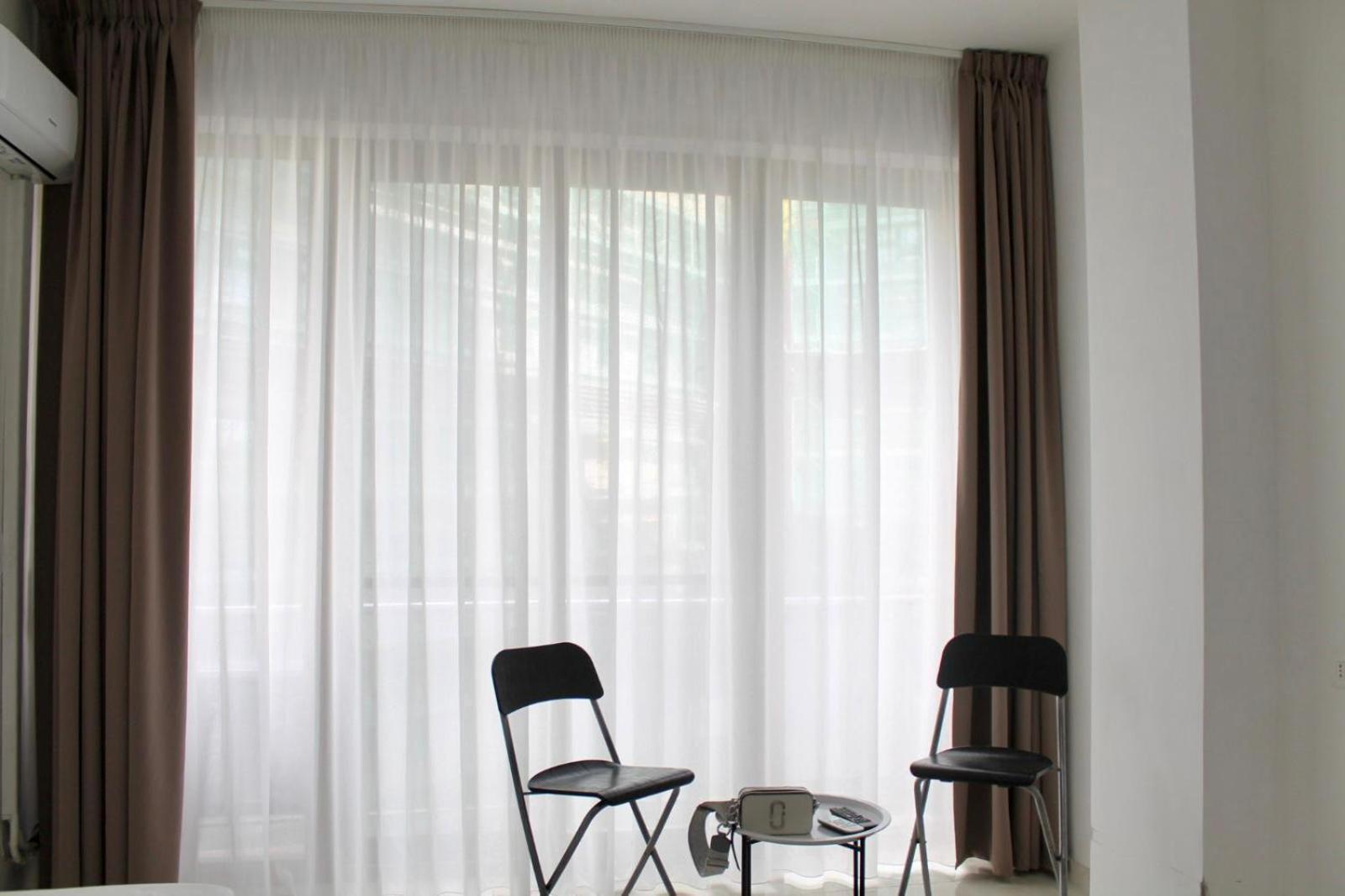 B&B Central Rooms 137 Napoli Bagian luar foto